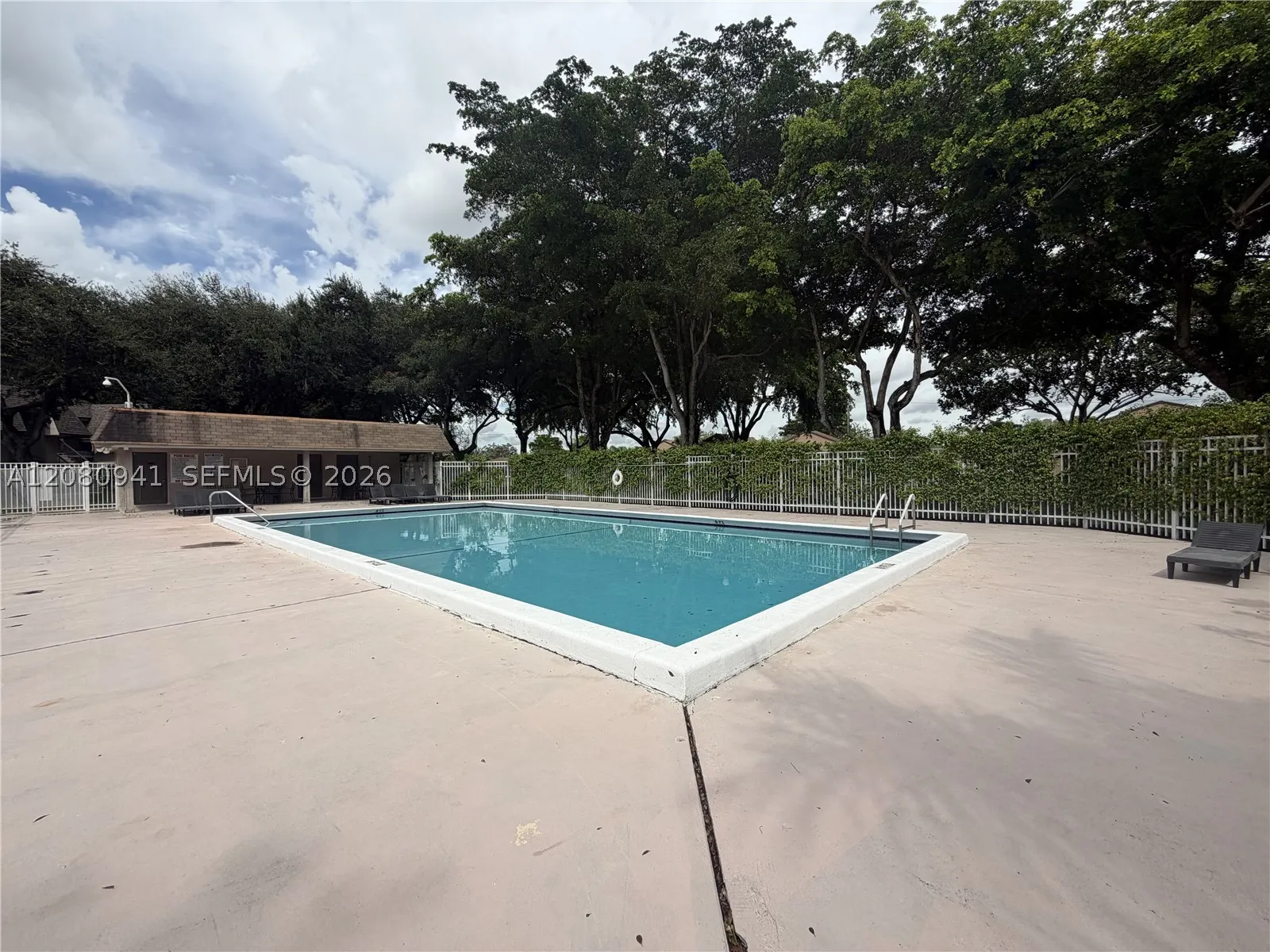 3686 NW 95th Ter #4M