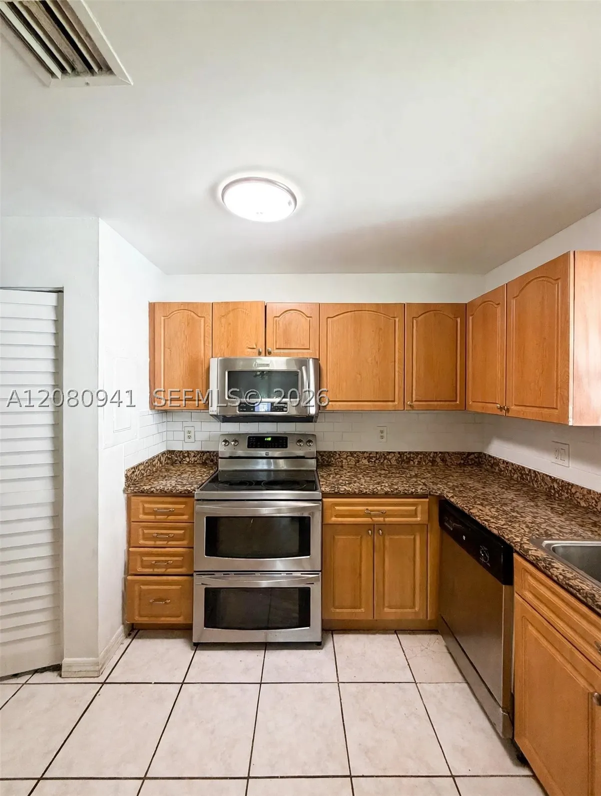 3686 NW 95th Ter #4M