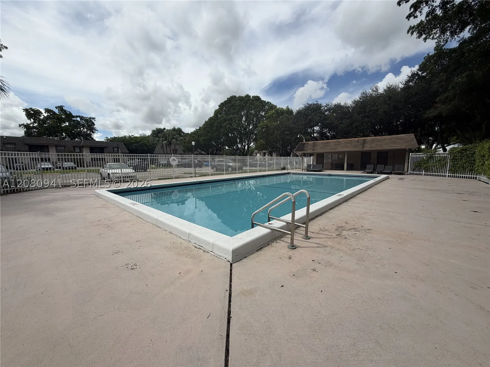 3686 NW 95th Ter #4M