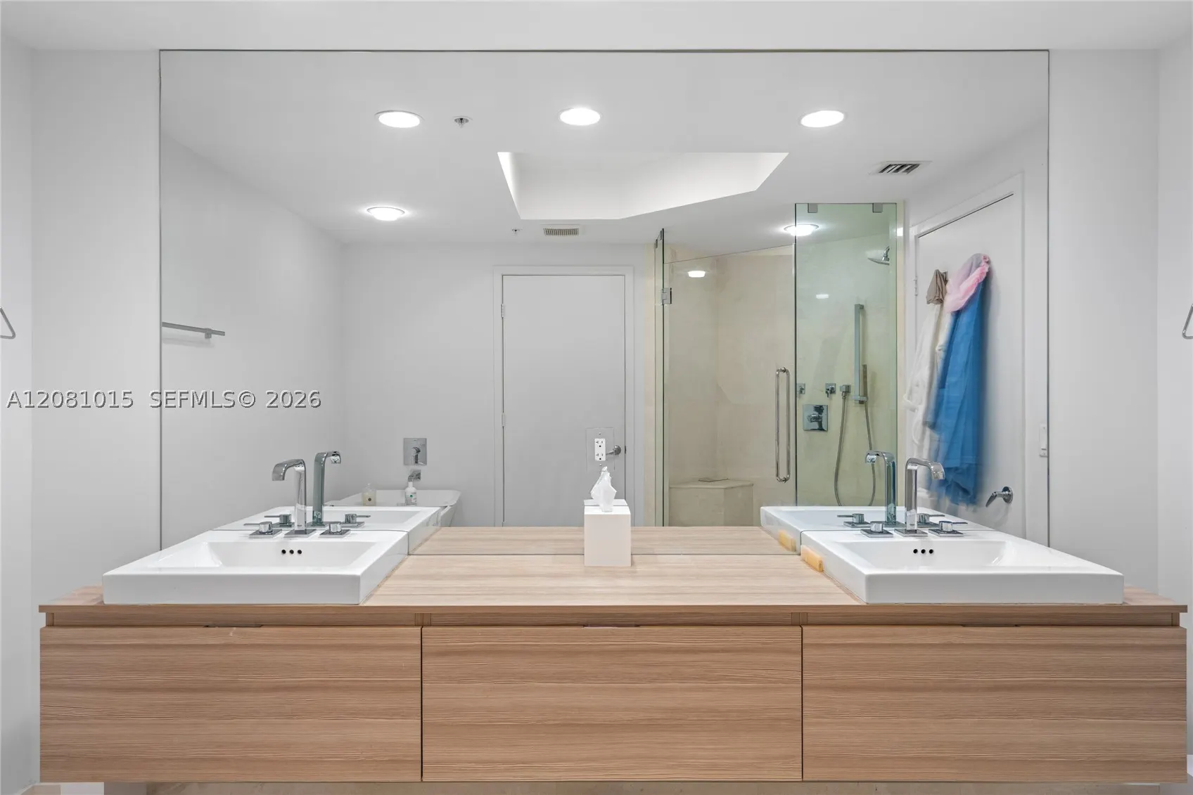 17111 Biscayne Blvd #402