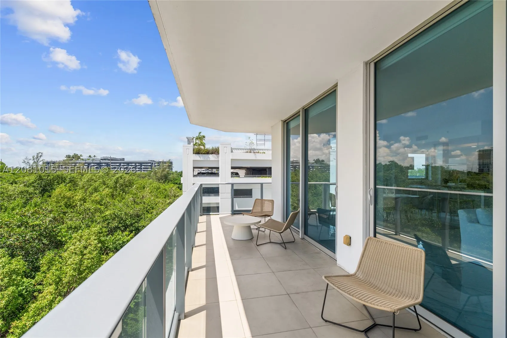 17111 Biscayne Blvd #402