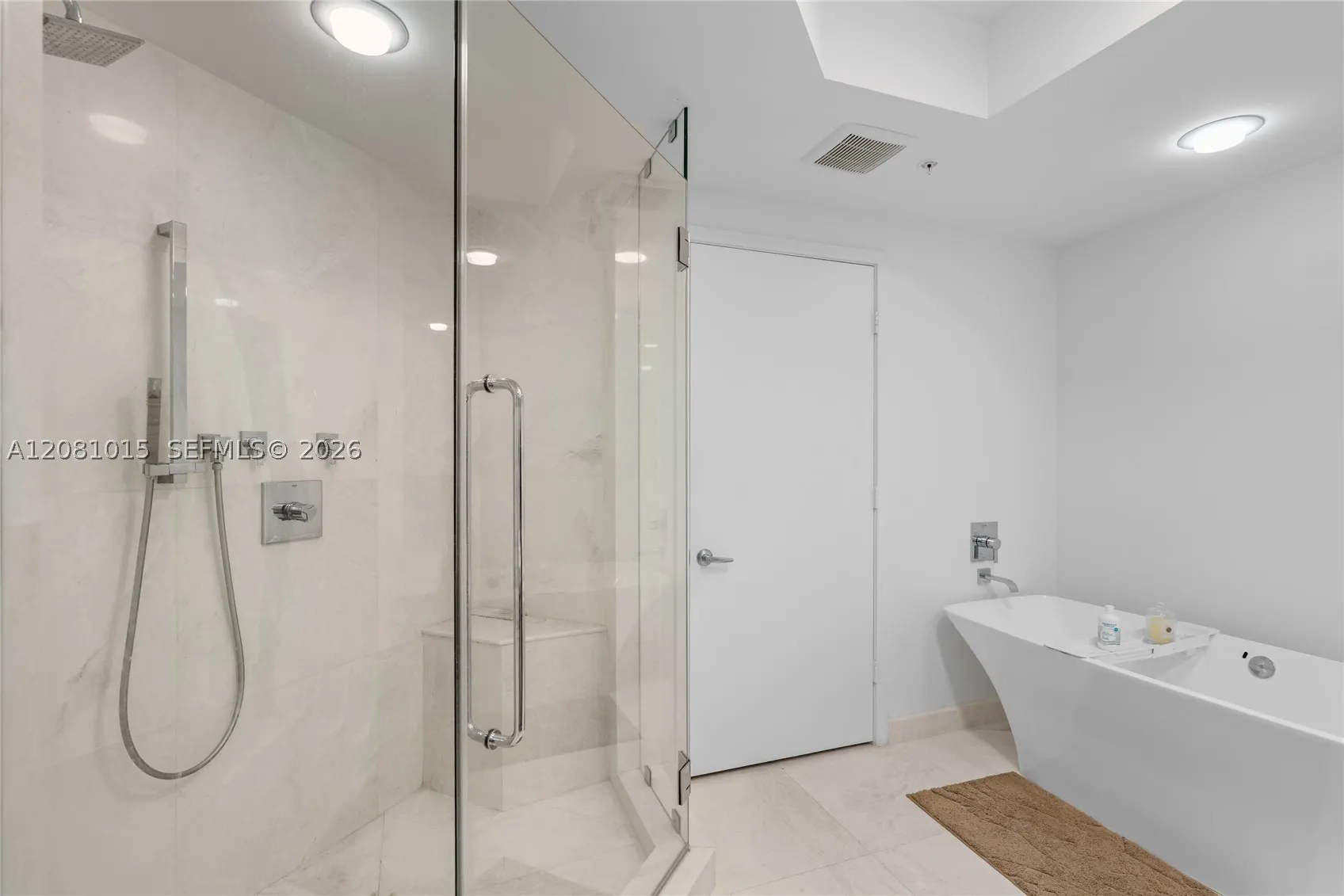 17111 Biscayne Blvd #402