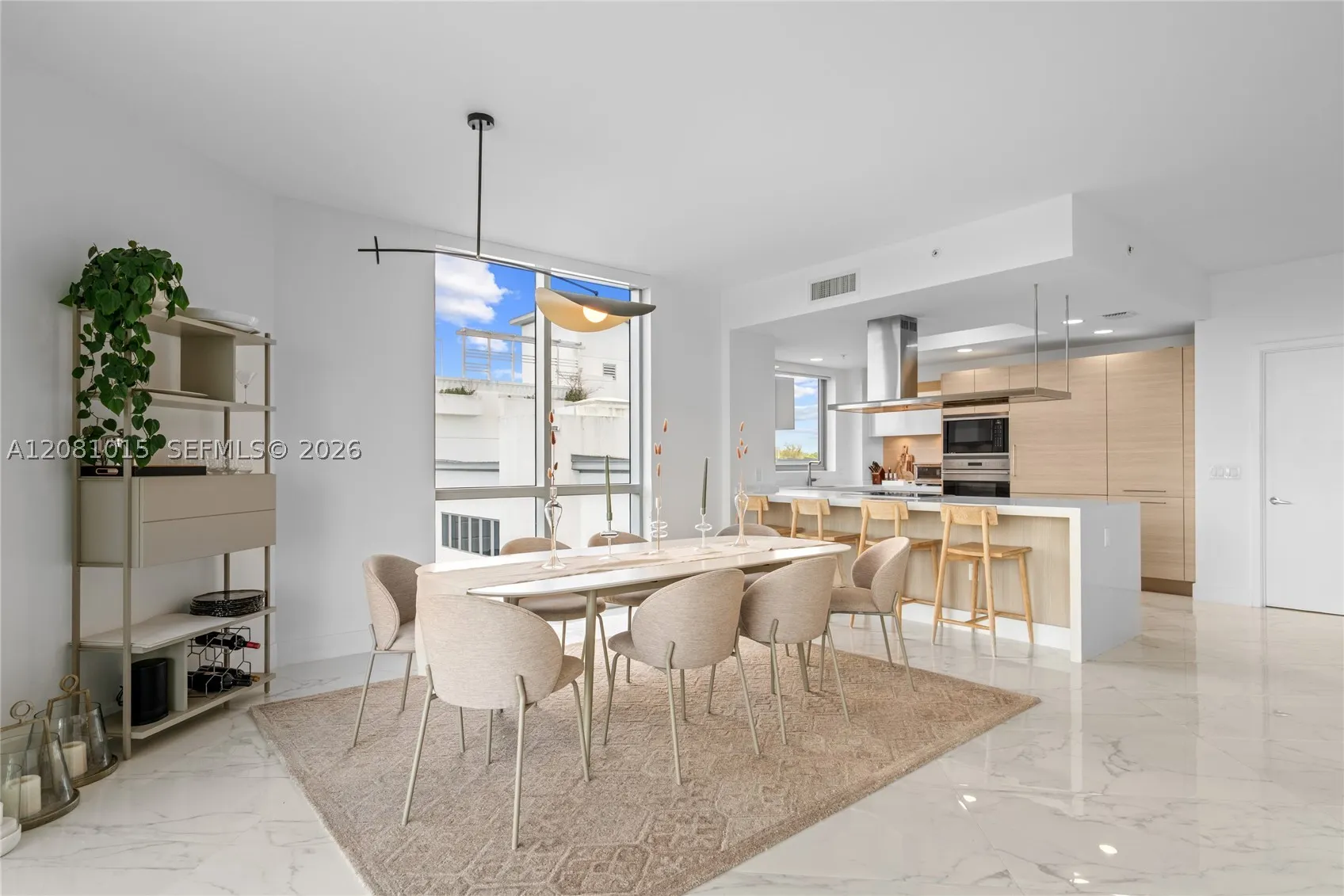 17111 Biscayne Blvd #402