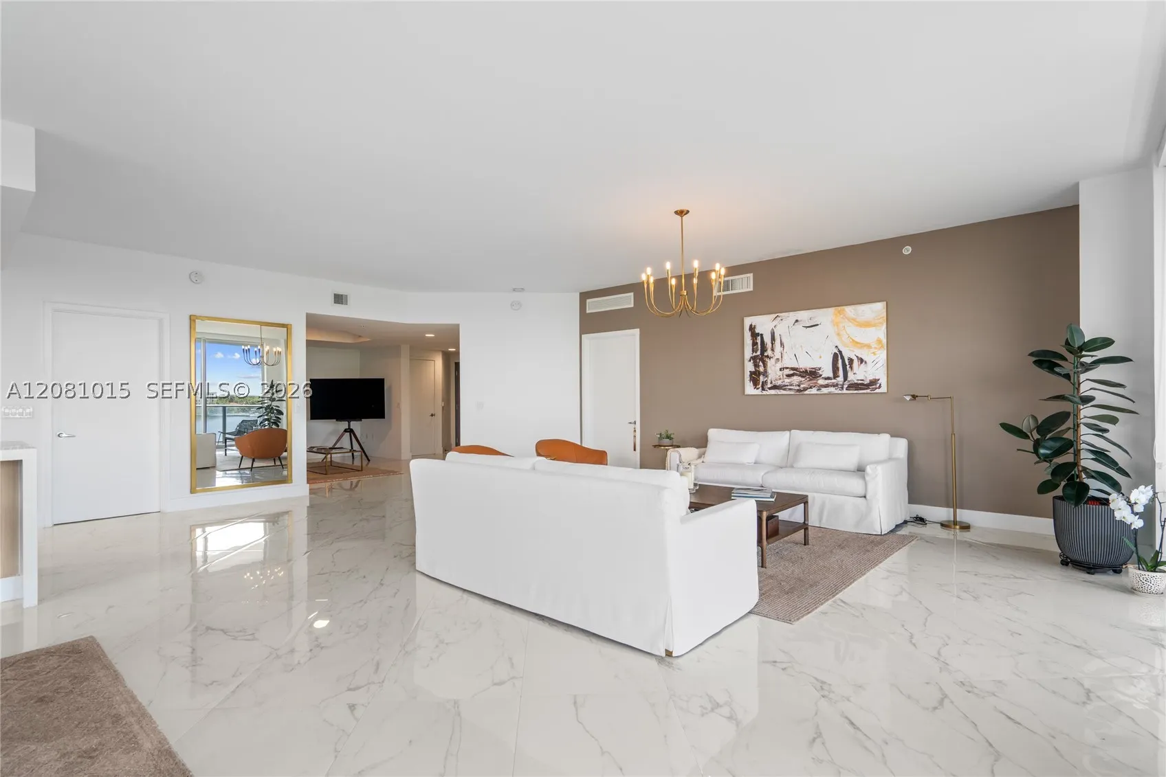17111 Biscayne Blvd #402