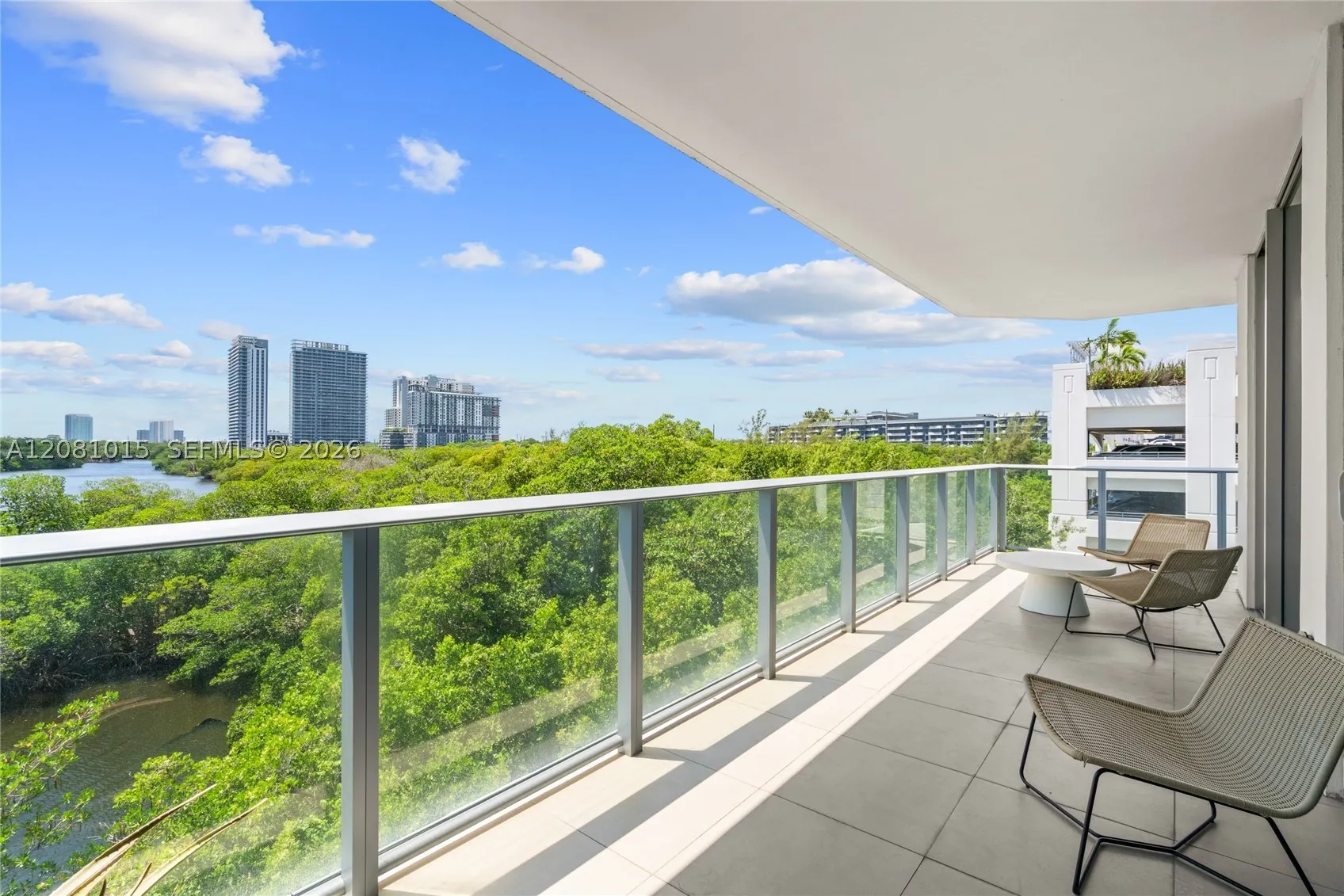 17111 Biscayne Blvd #402