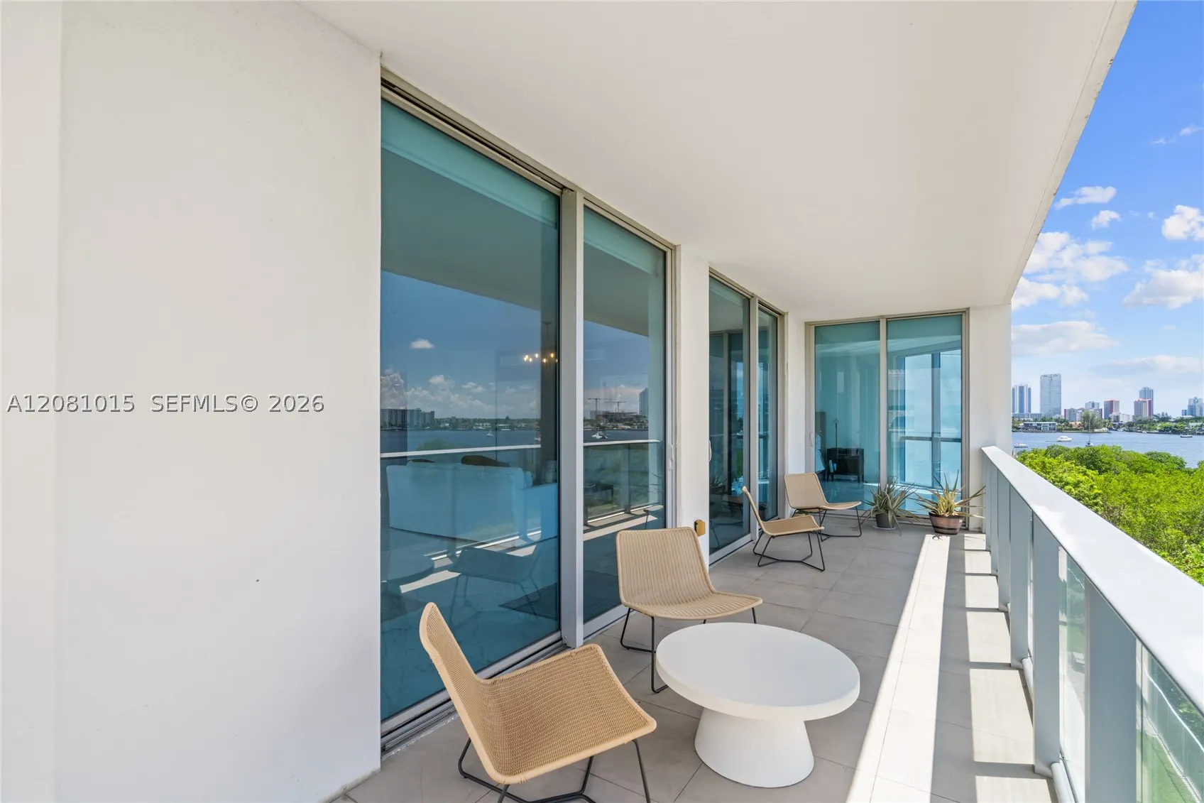 17111 Biscayne Blvd #402