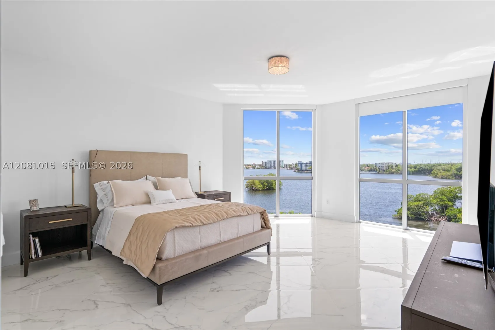 17111 Biscayne Blvd #402