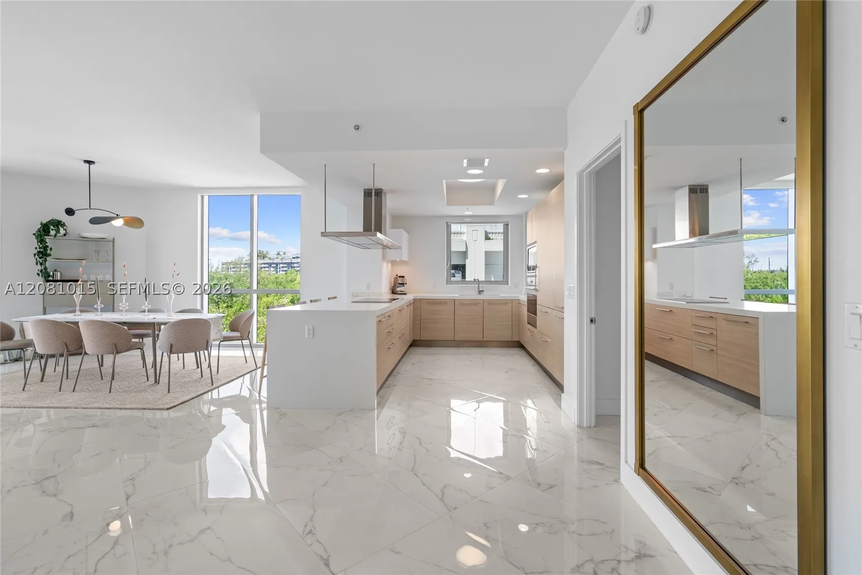 17111 Biscayne Blvd #402