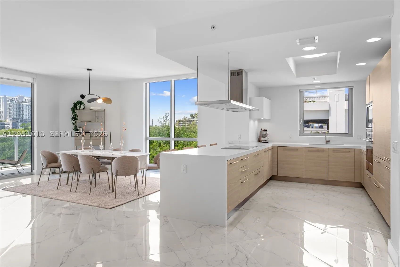 17111 Biscayne Blvd #402