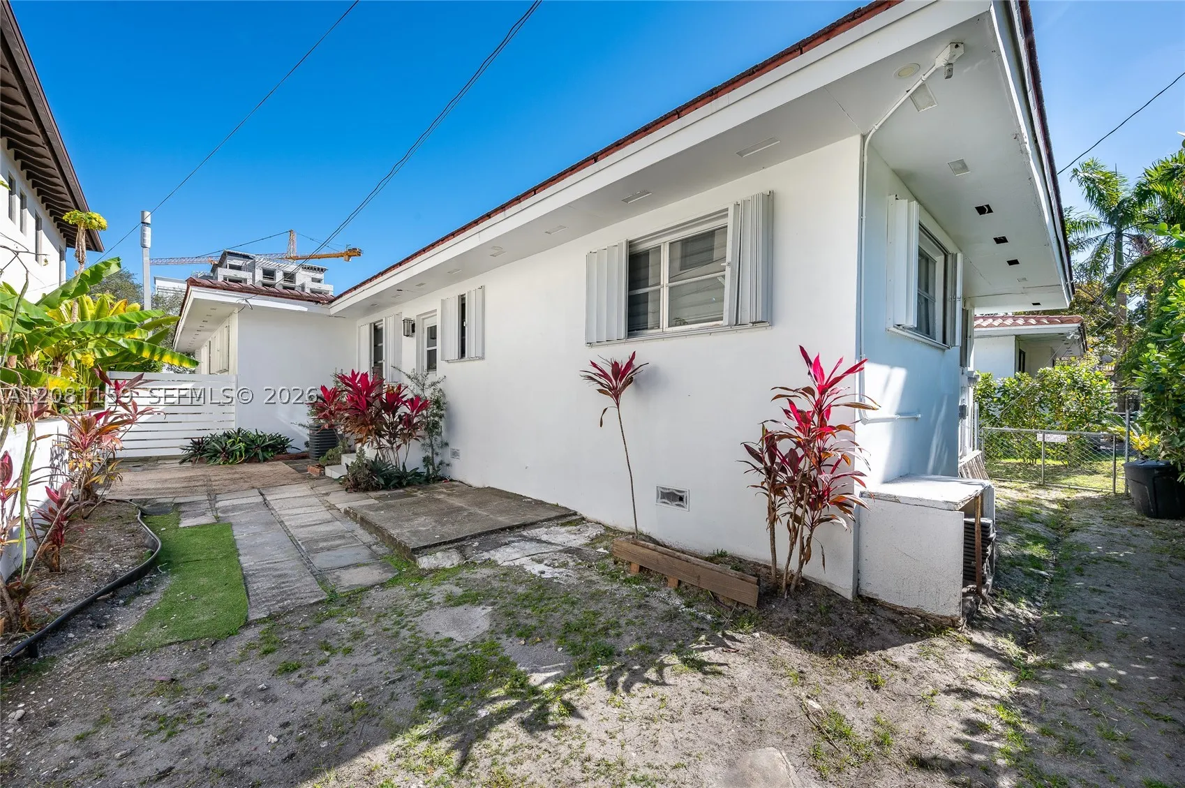 1704 S Le Jeune Rd