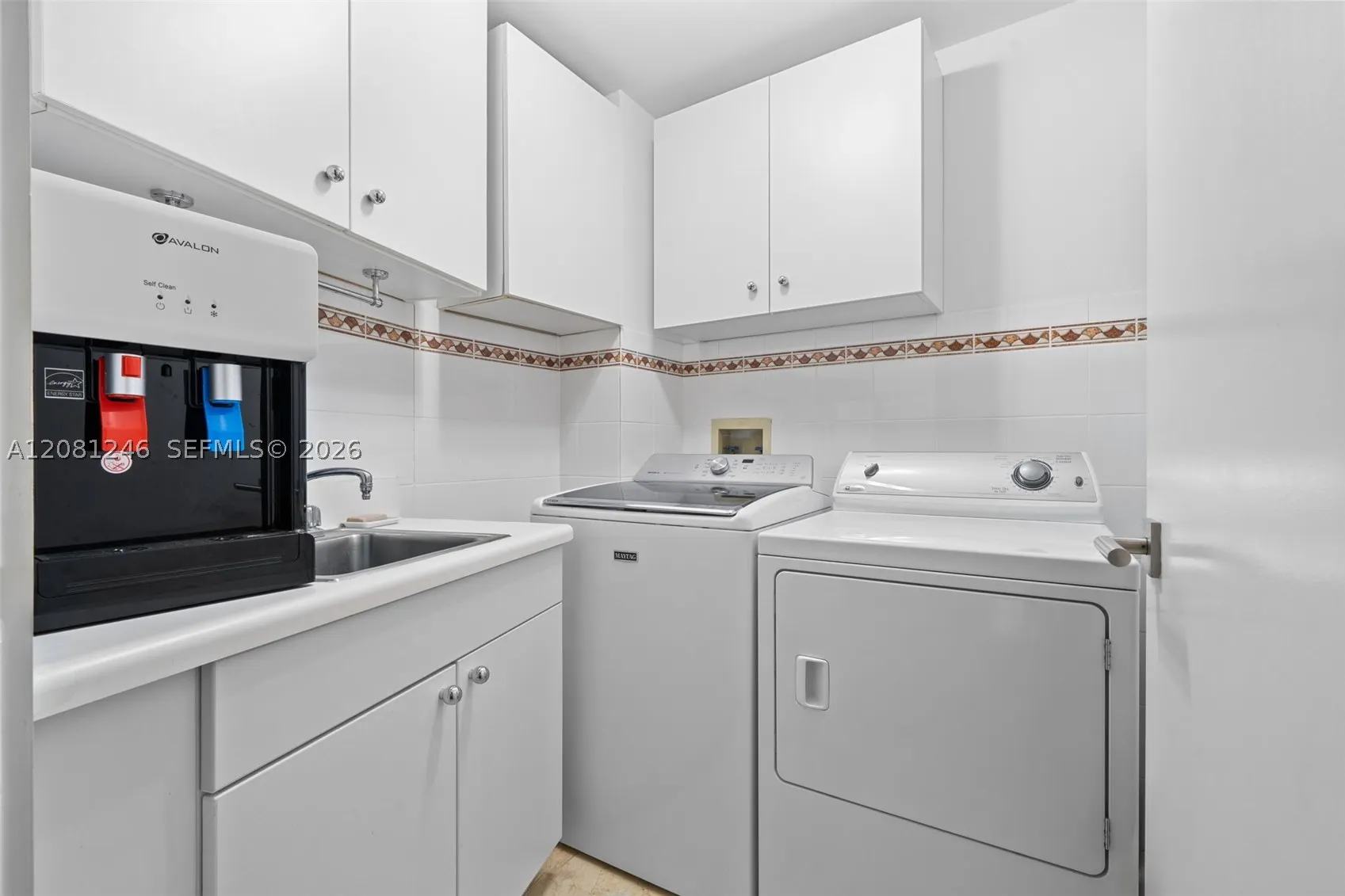 9601 Collins Ave #1208