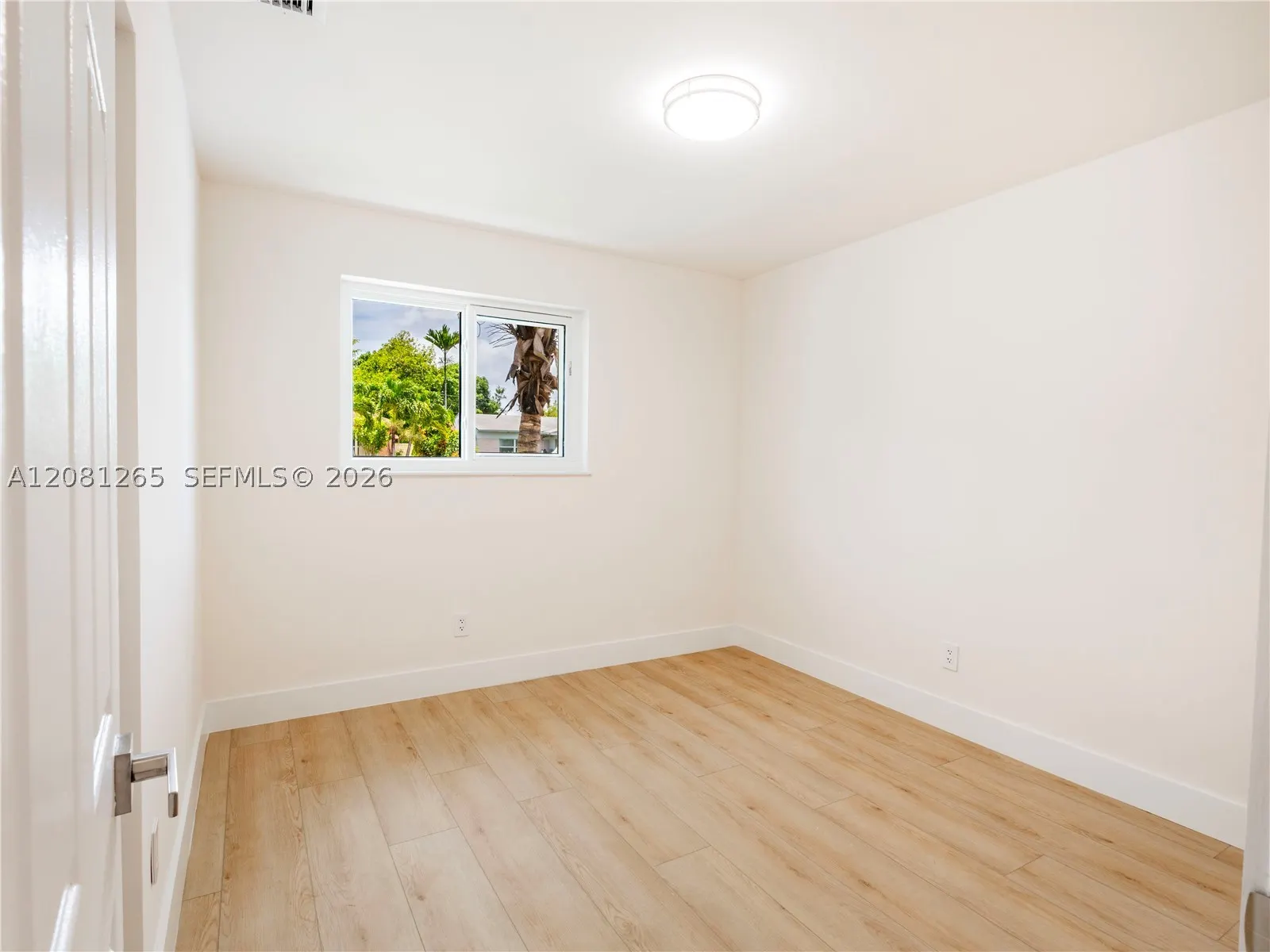 254 SW 4th St