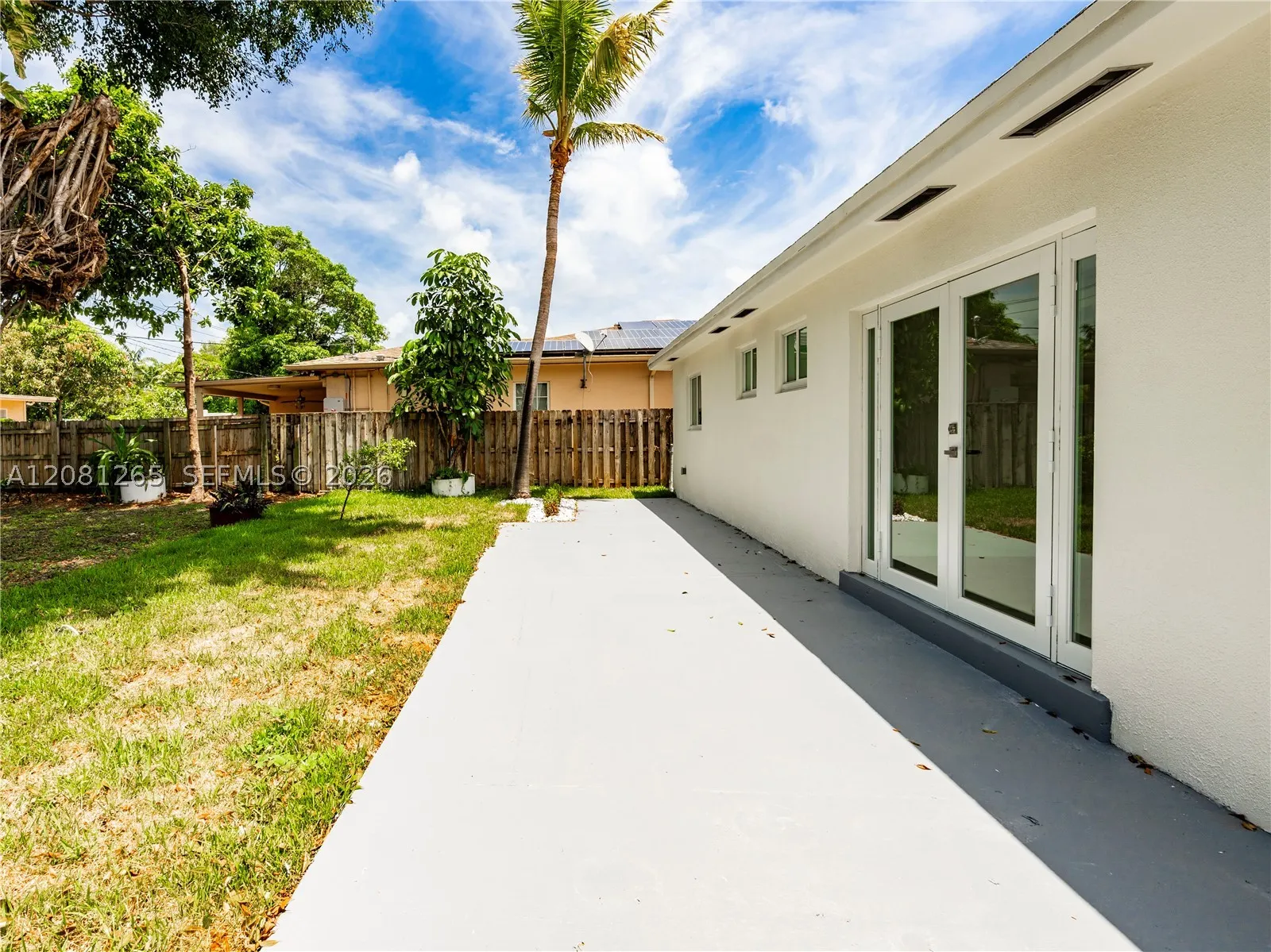 254 SW 4th St