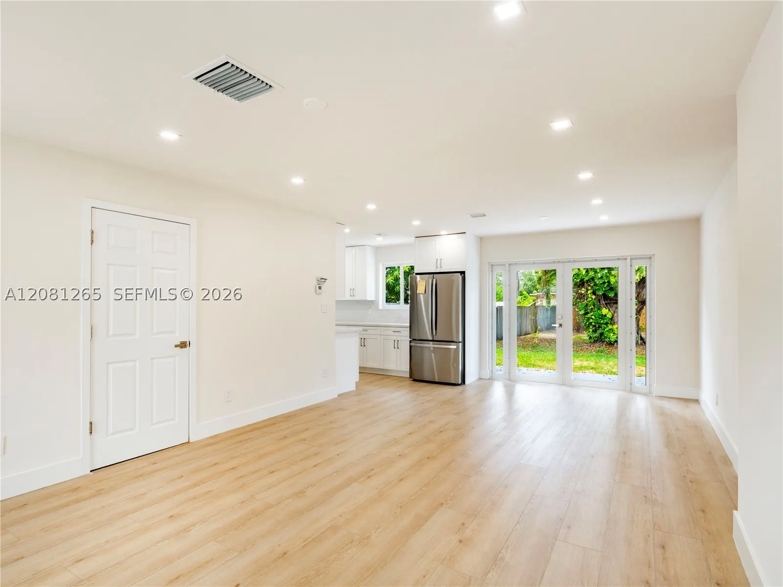 254 SW 4th St