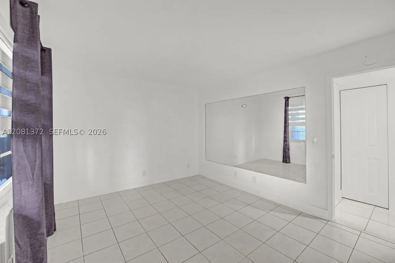 170 SE 5th Ave #405