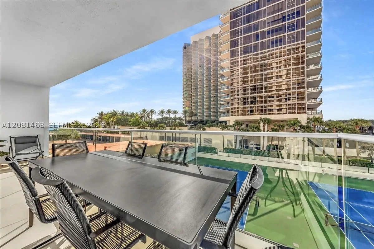 9801 Collins Ave #5U