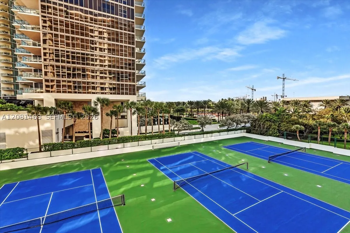 9801 Collins Ave #5U