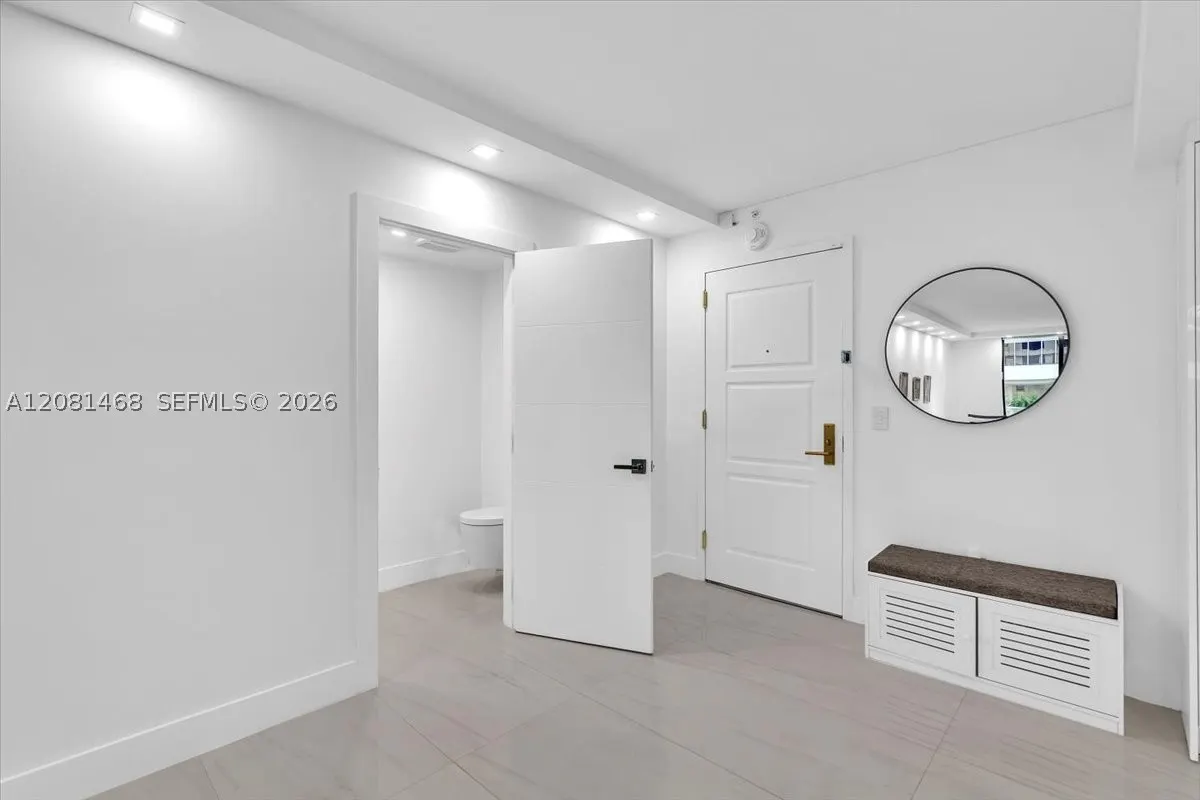 9801 Collins Ave #5U