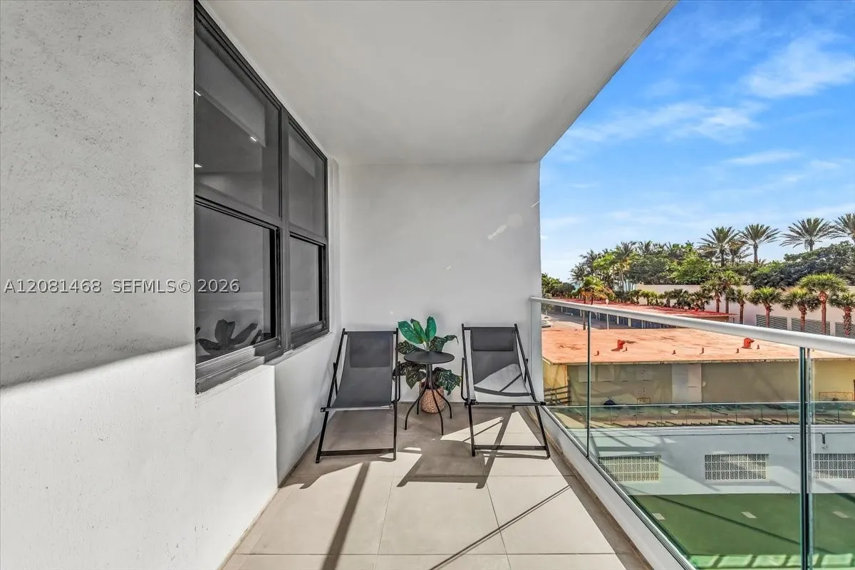 9801 Collins Ave #5U