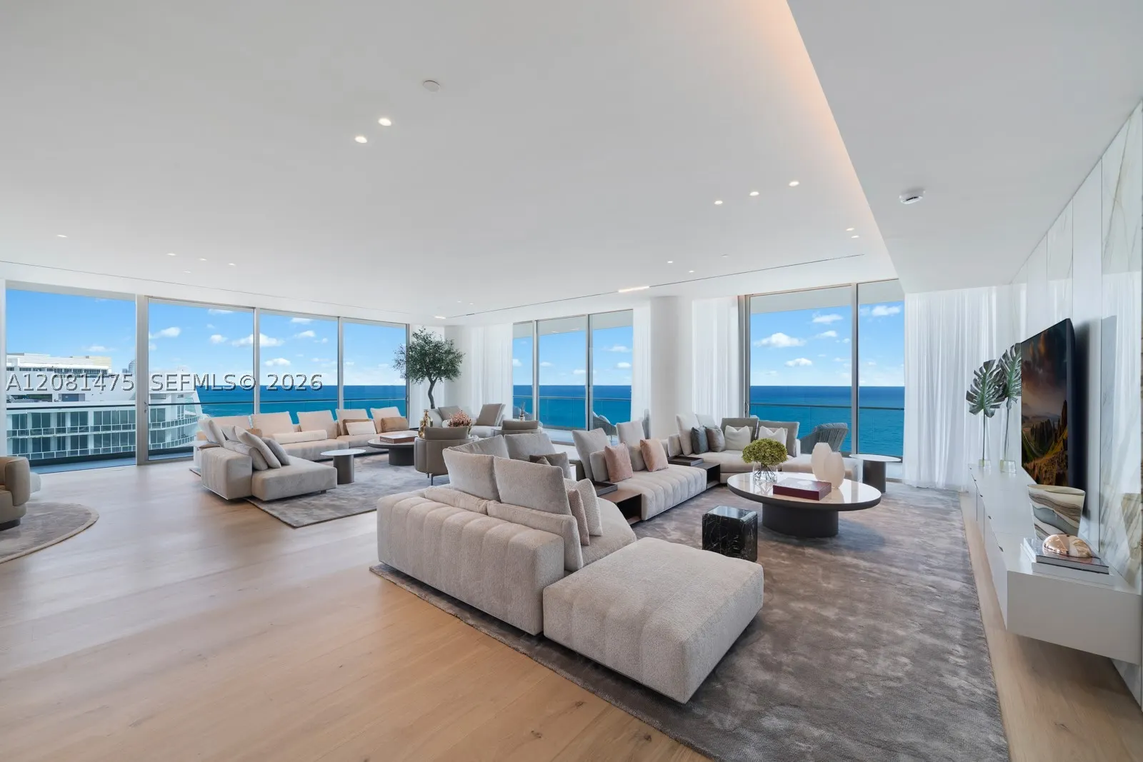 10203 Collins Ave #LPH 2701