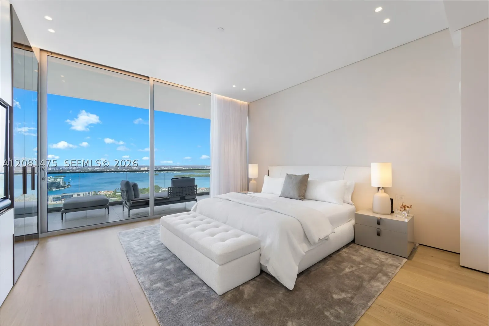10203 Collins Ave #LPH 2701