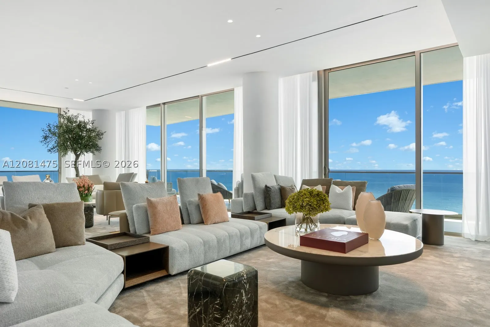 10203 Collins Ave #LPH 2701