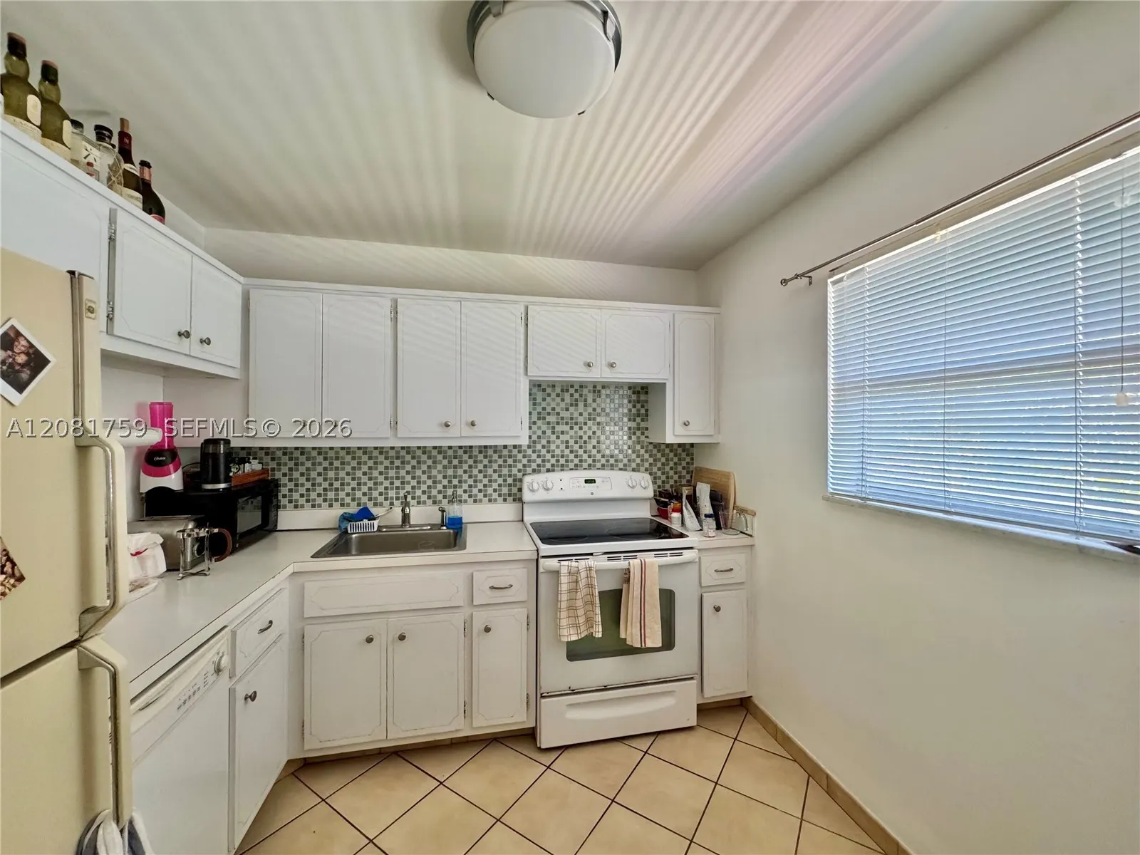 100 Edgewater Dr #305