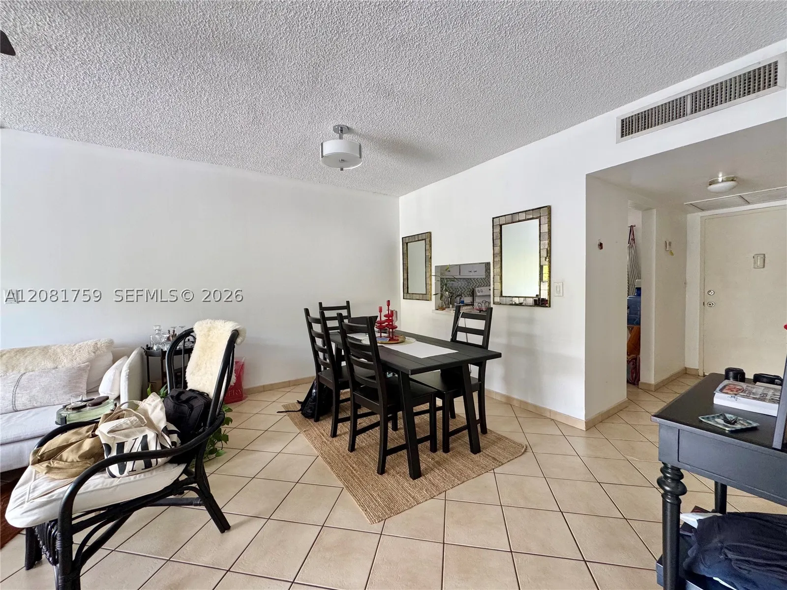 100 Edgewater Dr #305