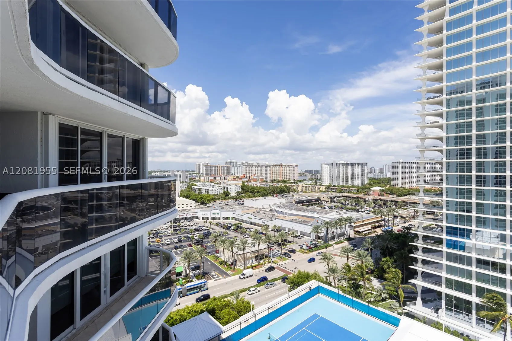 16711 Collins Ave #1704
