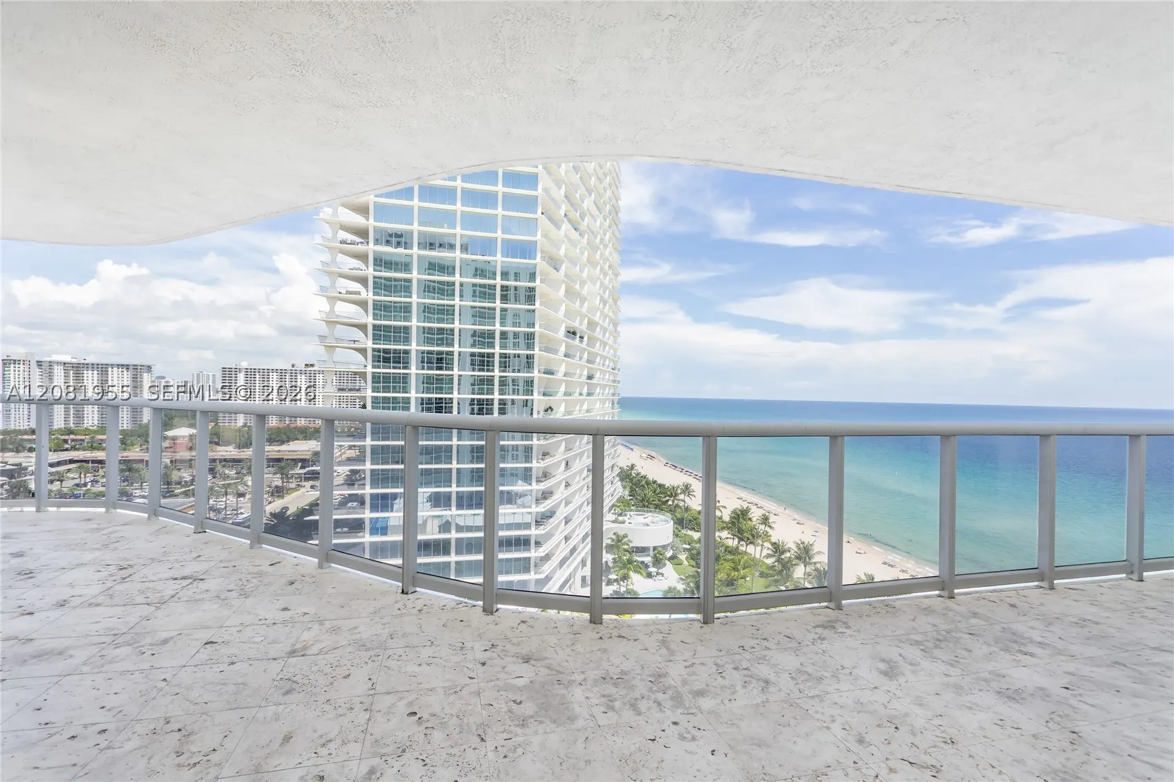 16711 Collins Ave #1704