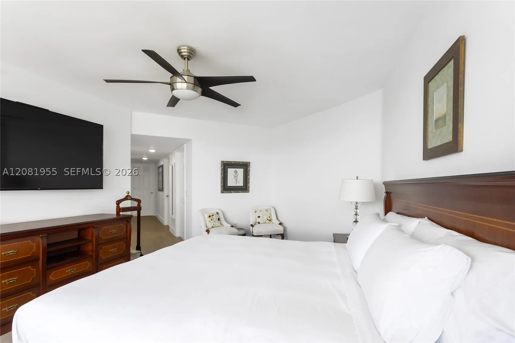 16711 Collins Ave #1704