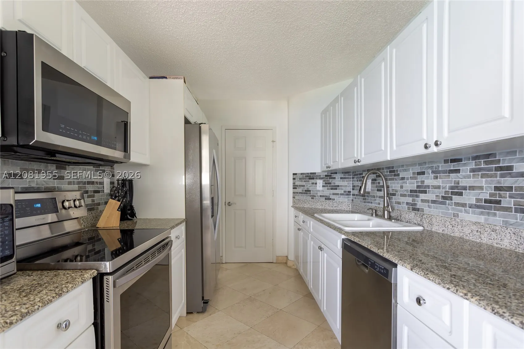 16711 Collins Ave #1704