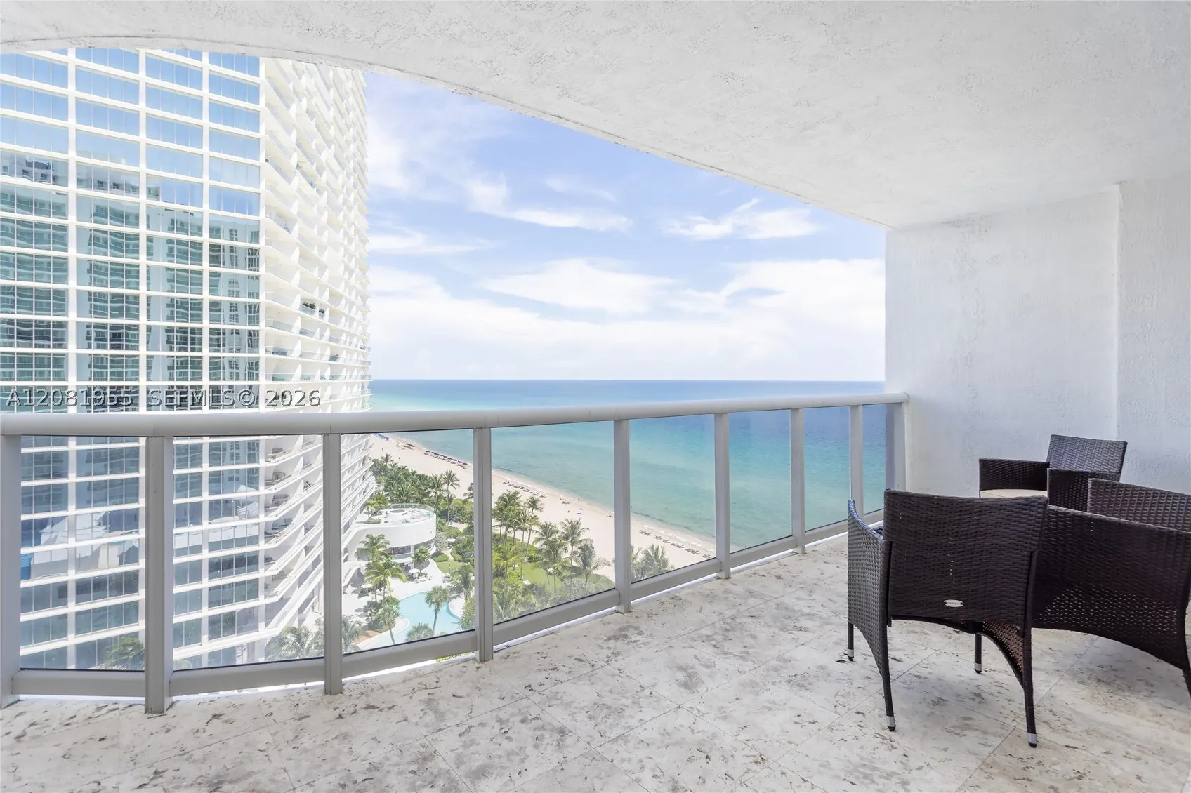 16711 Collins Ave #1704