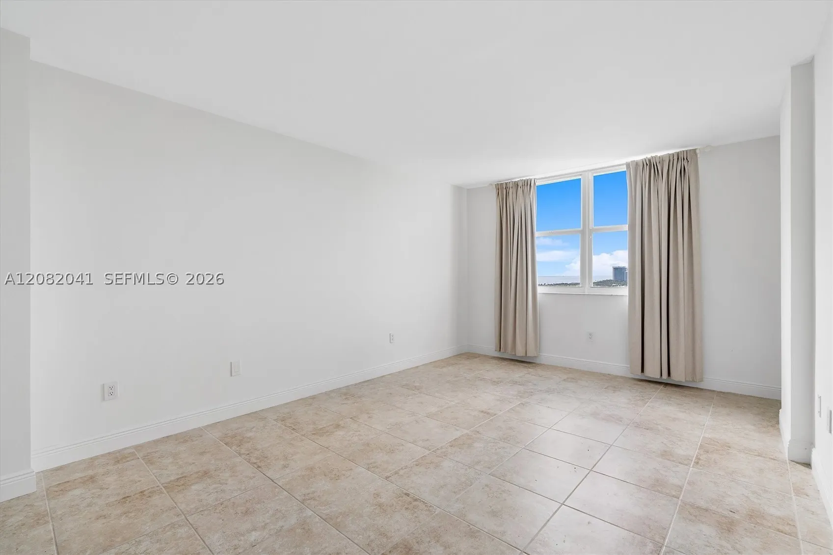 500 Bayview Dr #1920