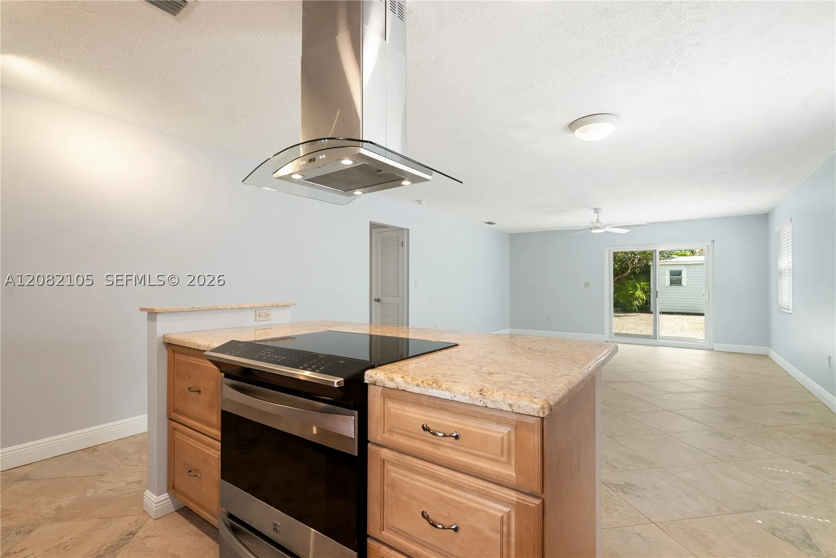 124 Coral Ave