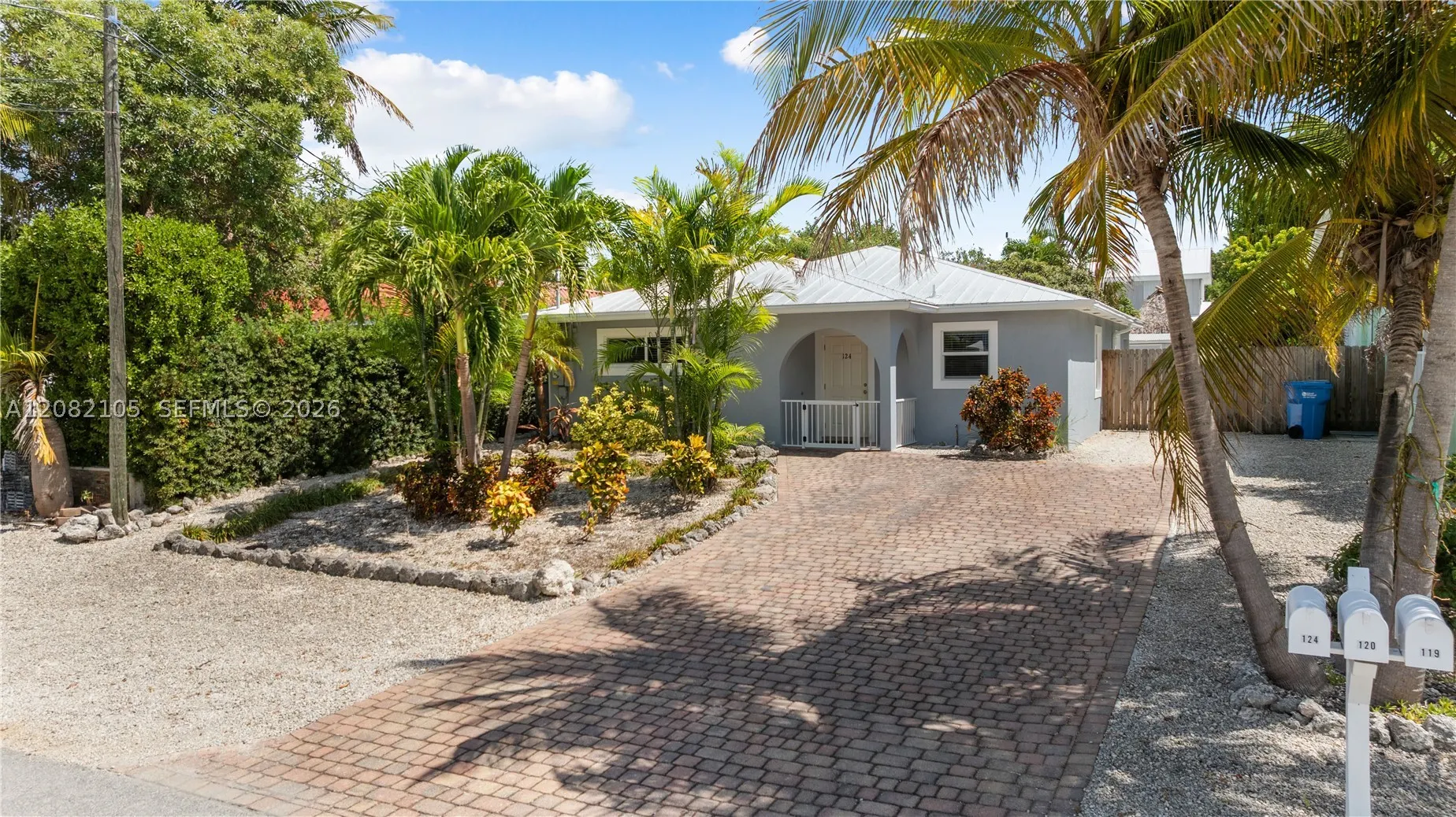 124 Coral Ave
