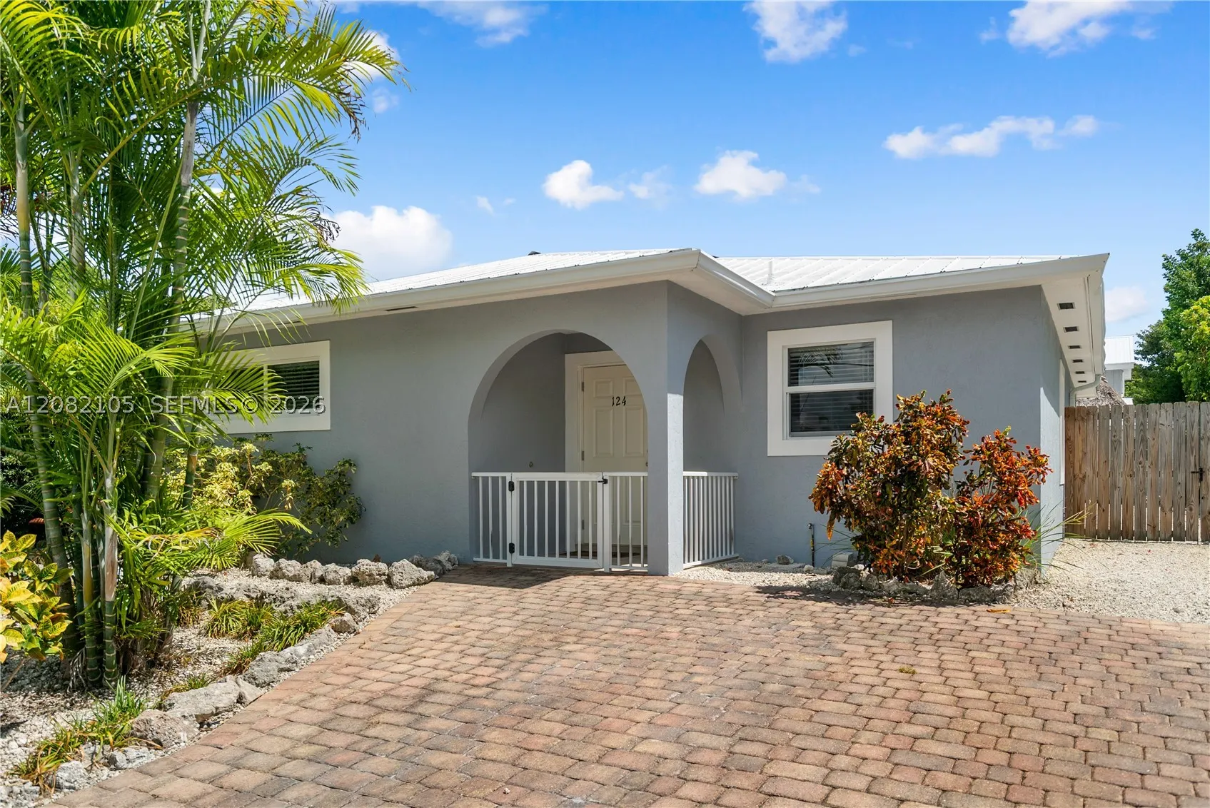 124 Coral Ave
