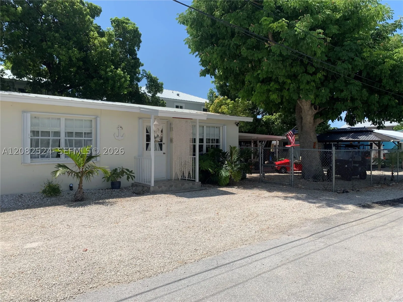 44 Orange Dr