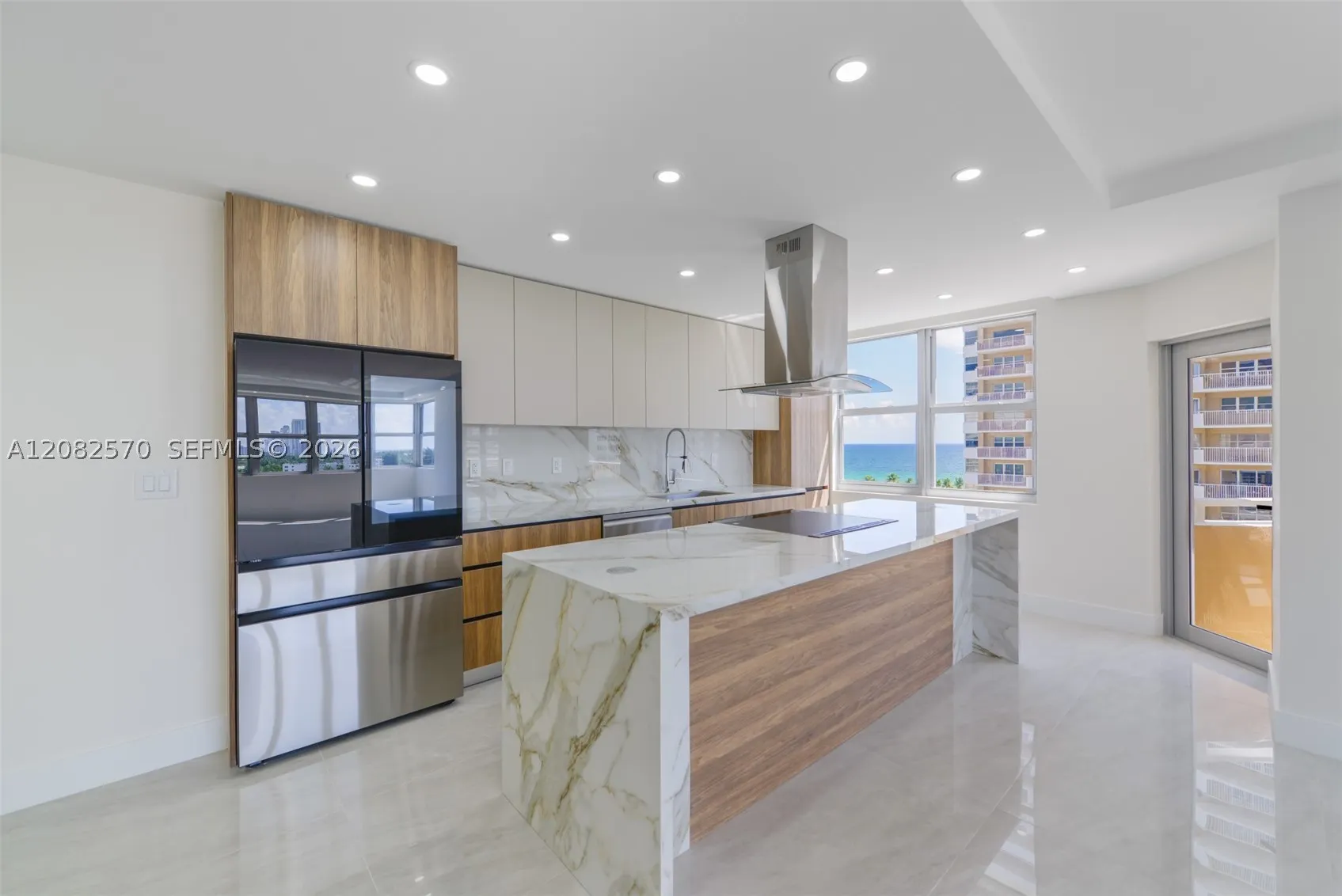 1985 S Ocean Dr #8Q