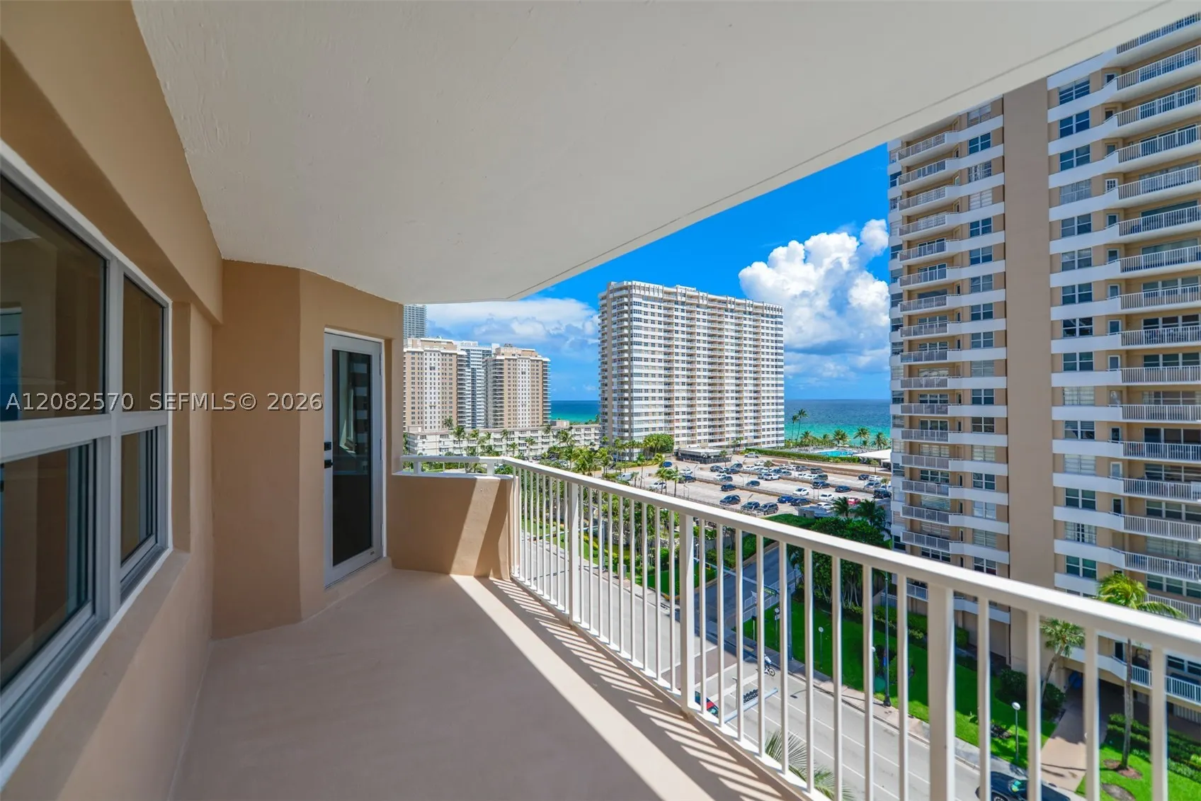 1985 S Ocean Dr #8Q