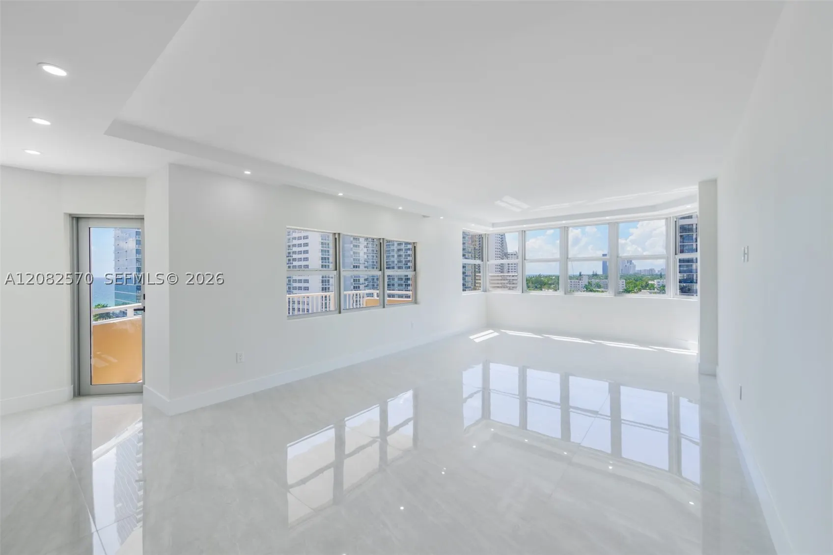 1985 S Ocean Dr #8Q