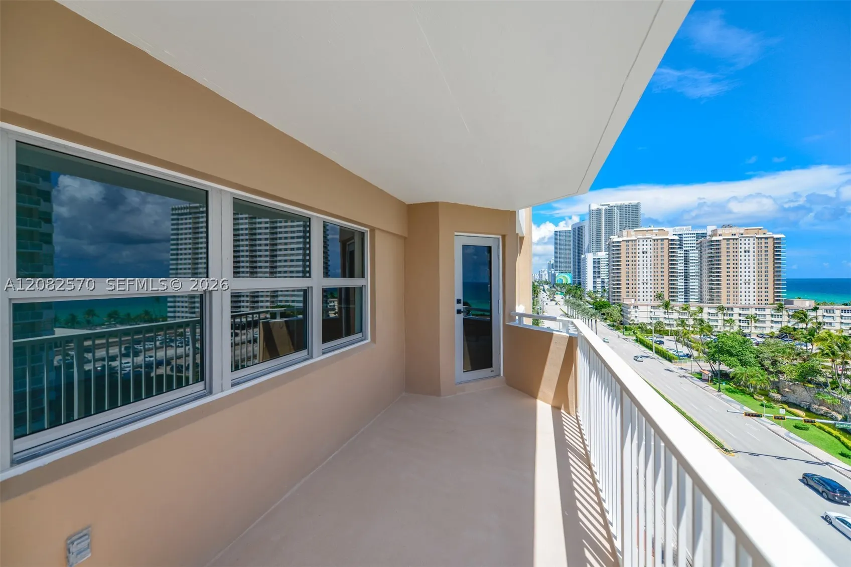 1985 S Ocean Dr #8Q
