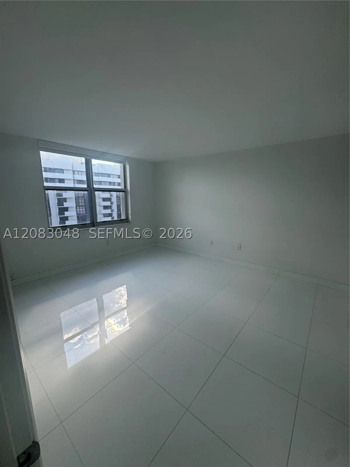625 Biltmore Way #1103