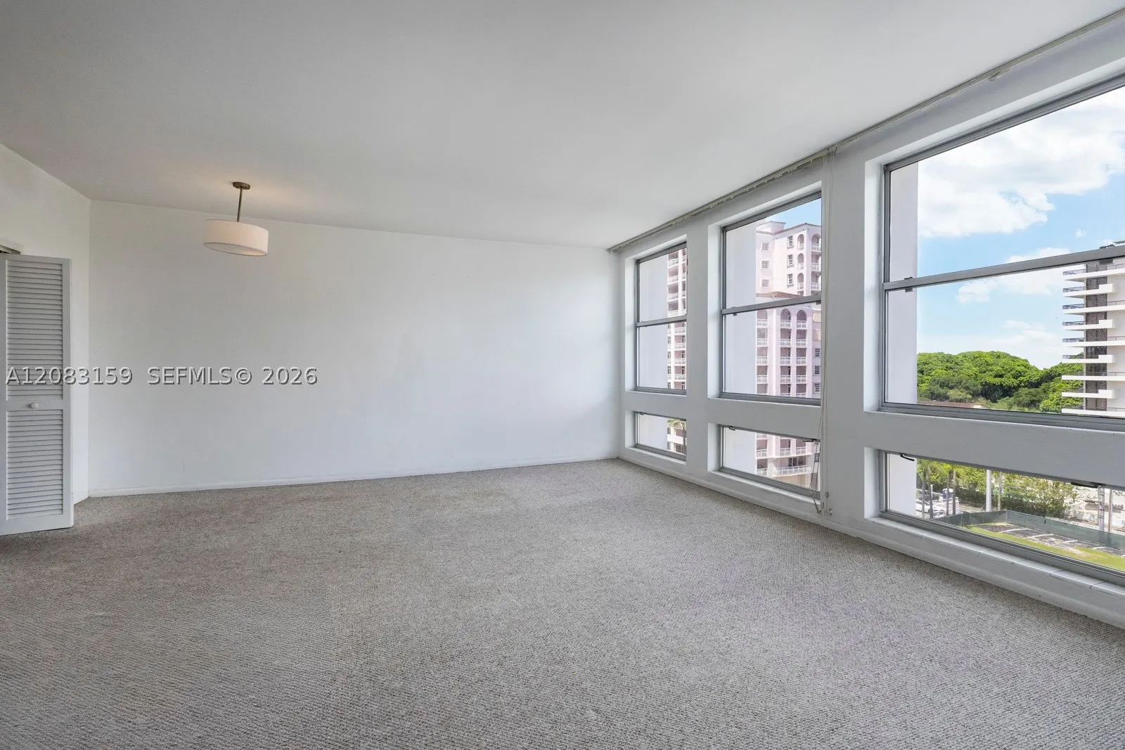 700 Biltmore Way #719