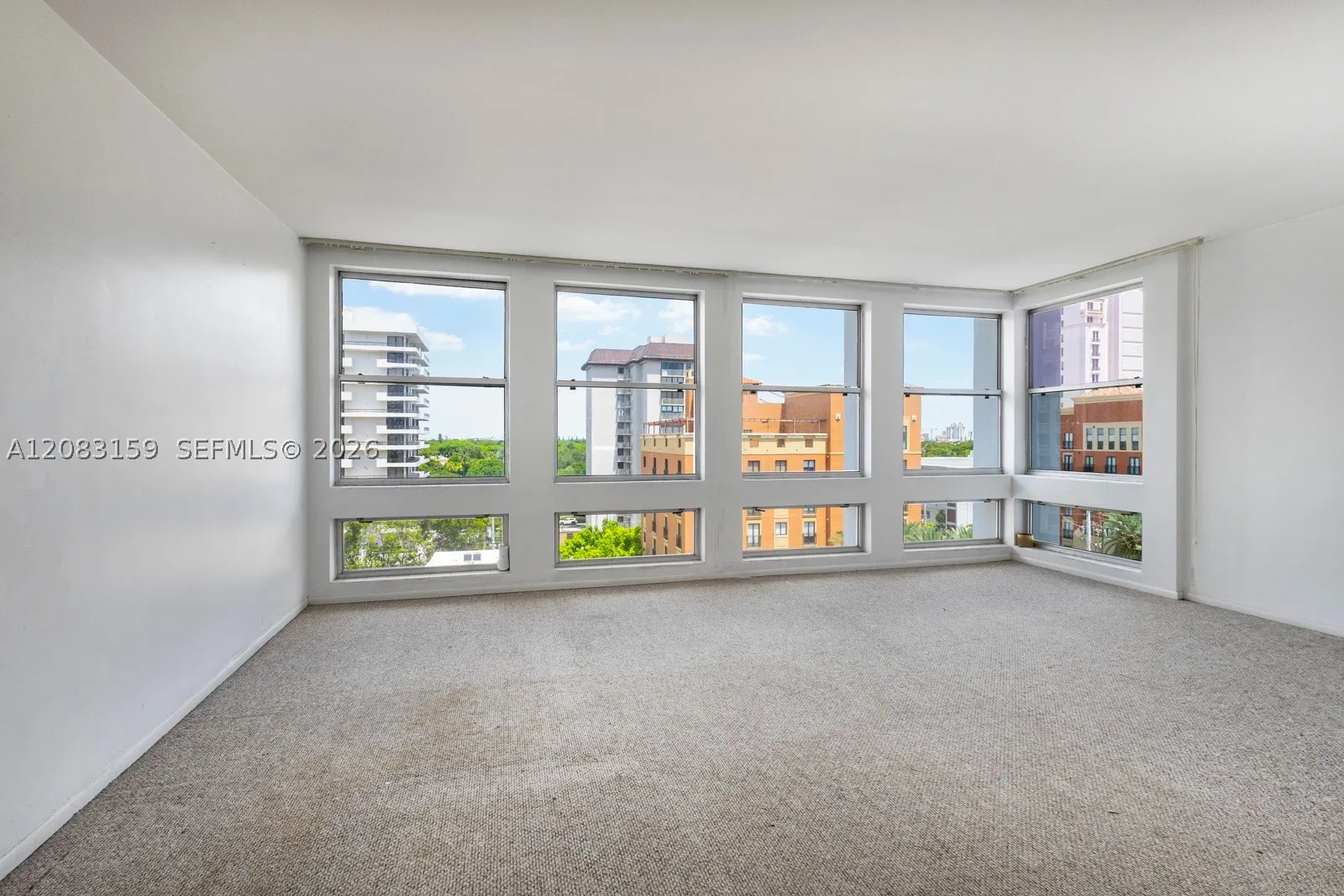 700 Biltmore Way #719