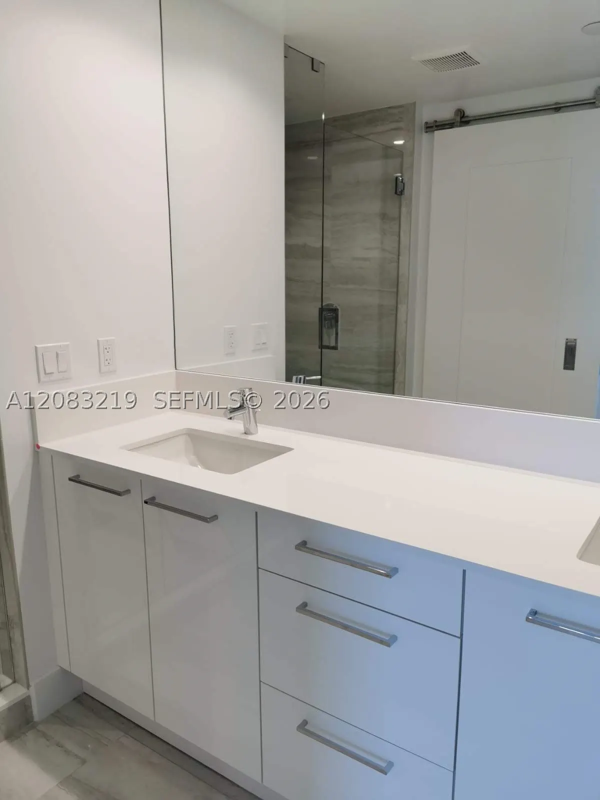 100 E Las Olas Blvd #2202