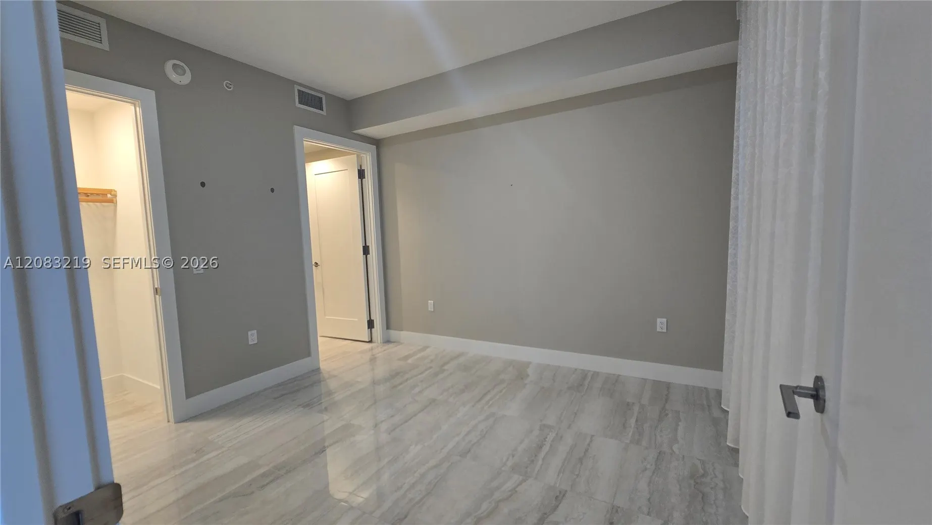 100 E Las Olas Blvd #2202