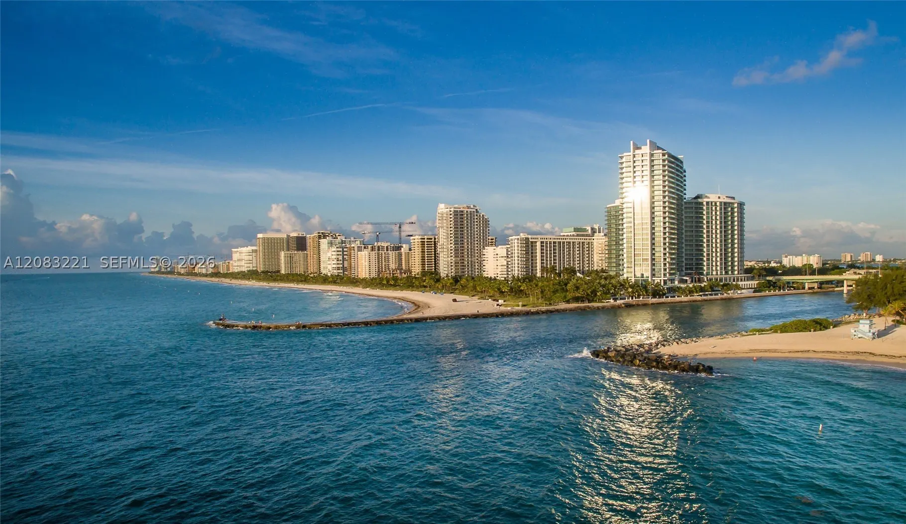 10295 Collins Ave #1704