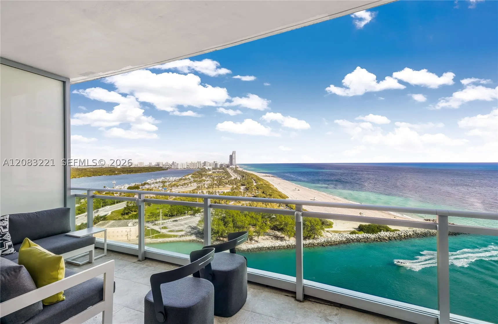 10295 Collins Ave #1704