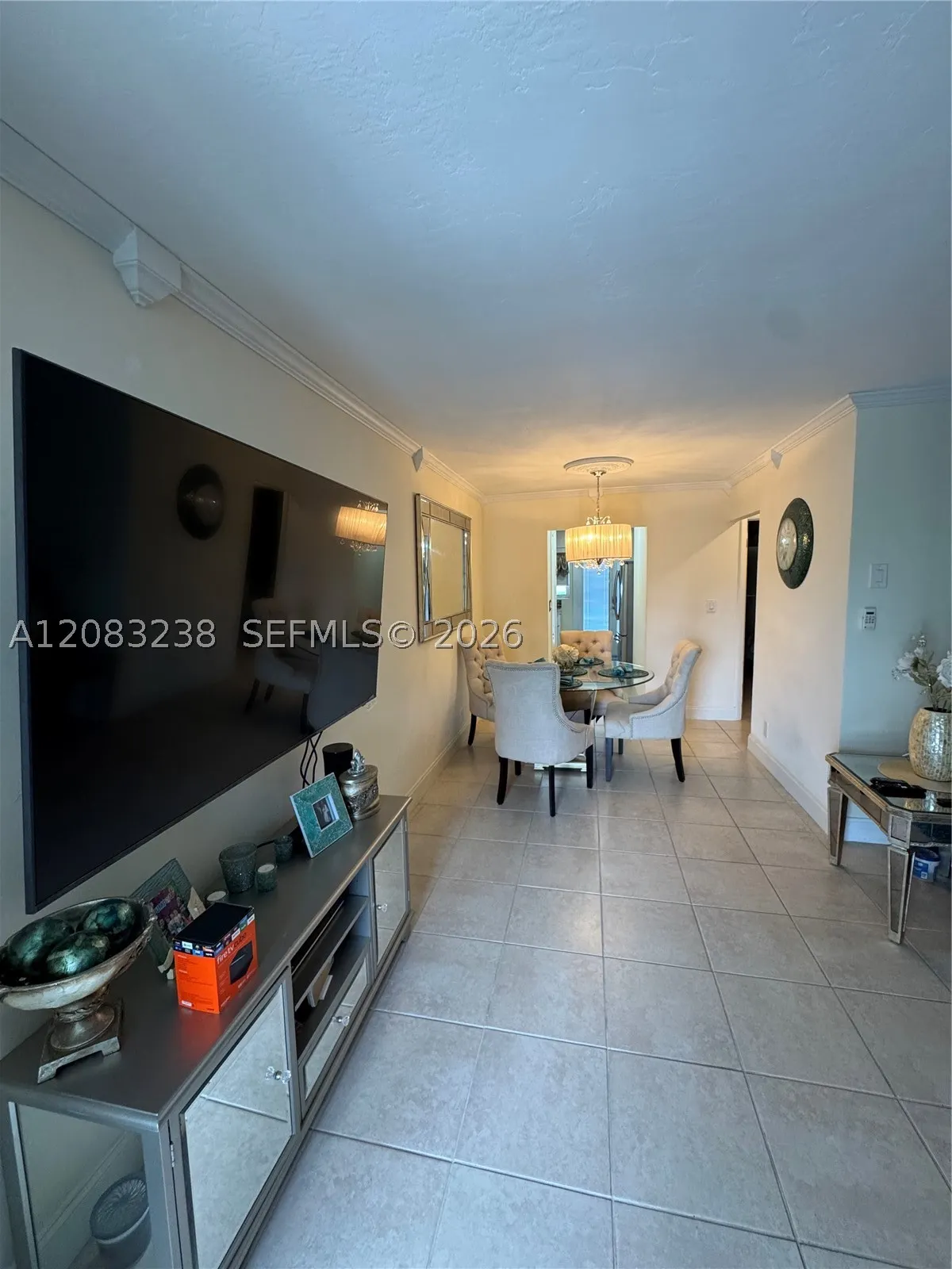 3922 NE 166th St #S305